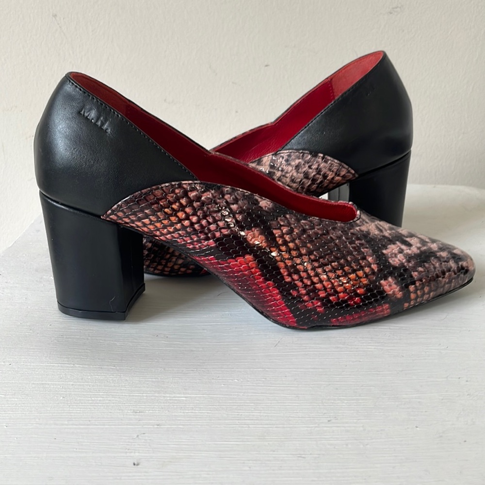 Girotti Block Heel Pointed Toe Shoes